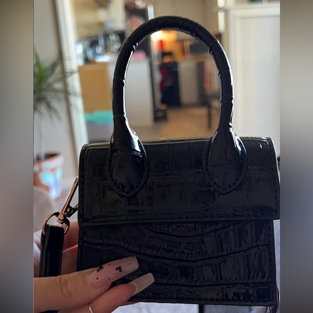 Mini black crocodile crossbody trendy mini bag